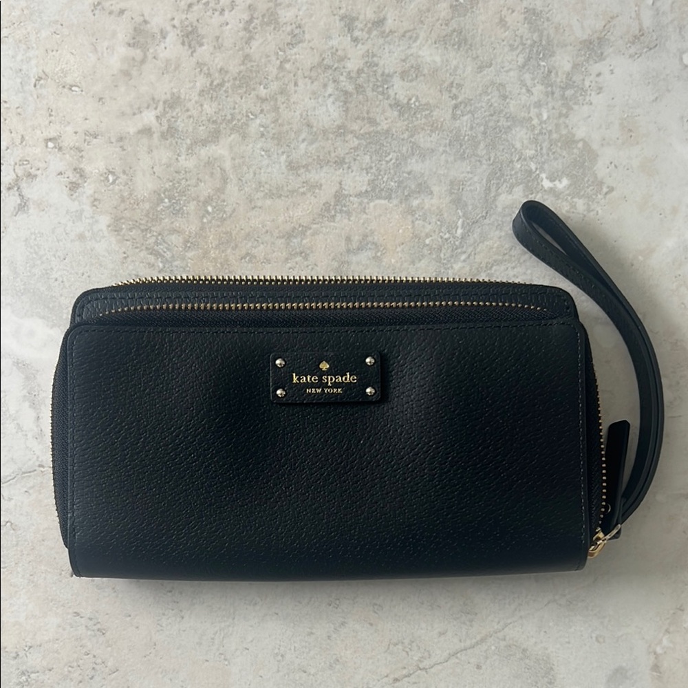 NWT Kate Spade Anita Grove Street Black Wristlet Wallet